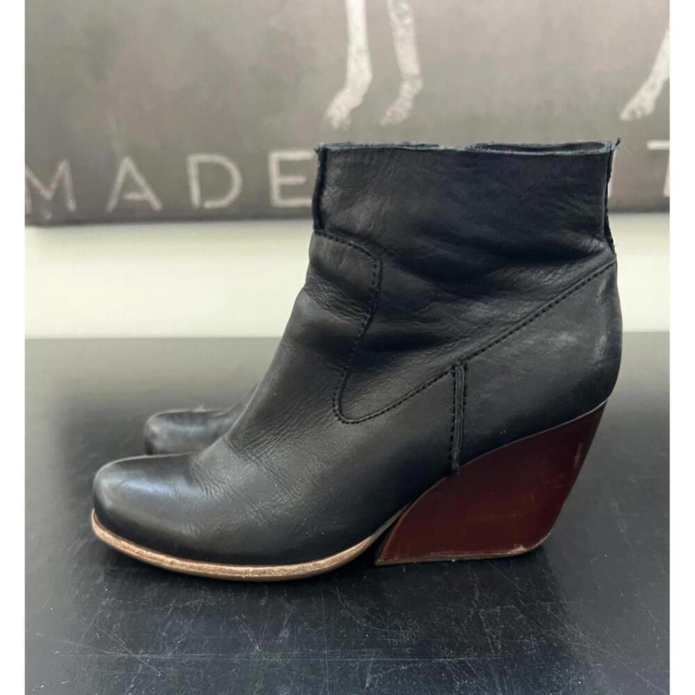 Kork -Ease Black Leather Ankle Boots with Brown Block Heels - 9